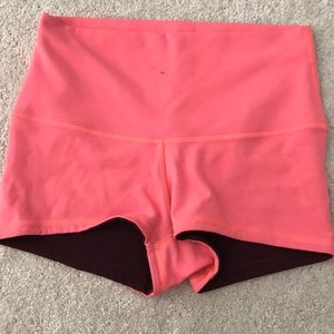 Lululemon short short